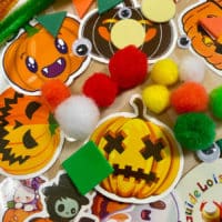 Les essentiels pochette BOO bricolage halloween